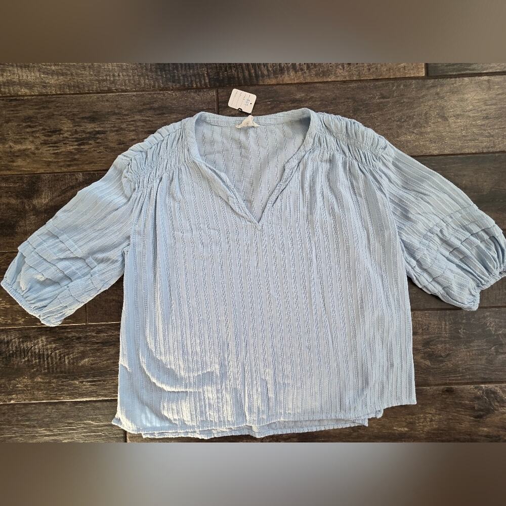 #440 Caslon Light Blue Textured Blouse